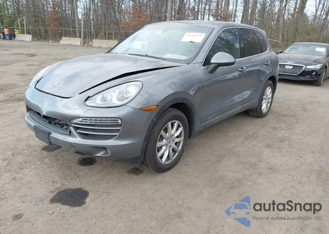2013 Porsche Cayenne z USA, uszkodzony, nr VIN WP1AA2A23DLA03197